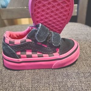 Vans size 3 pink and black sneaker